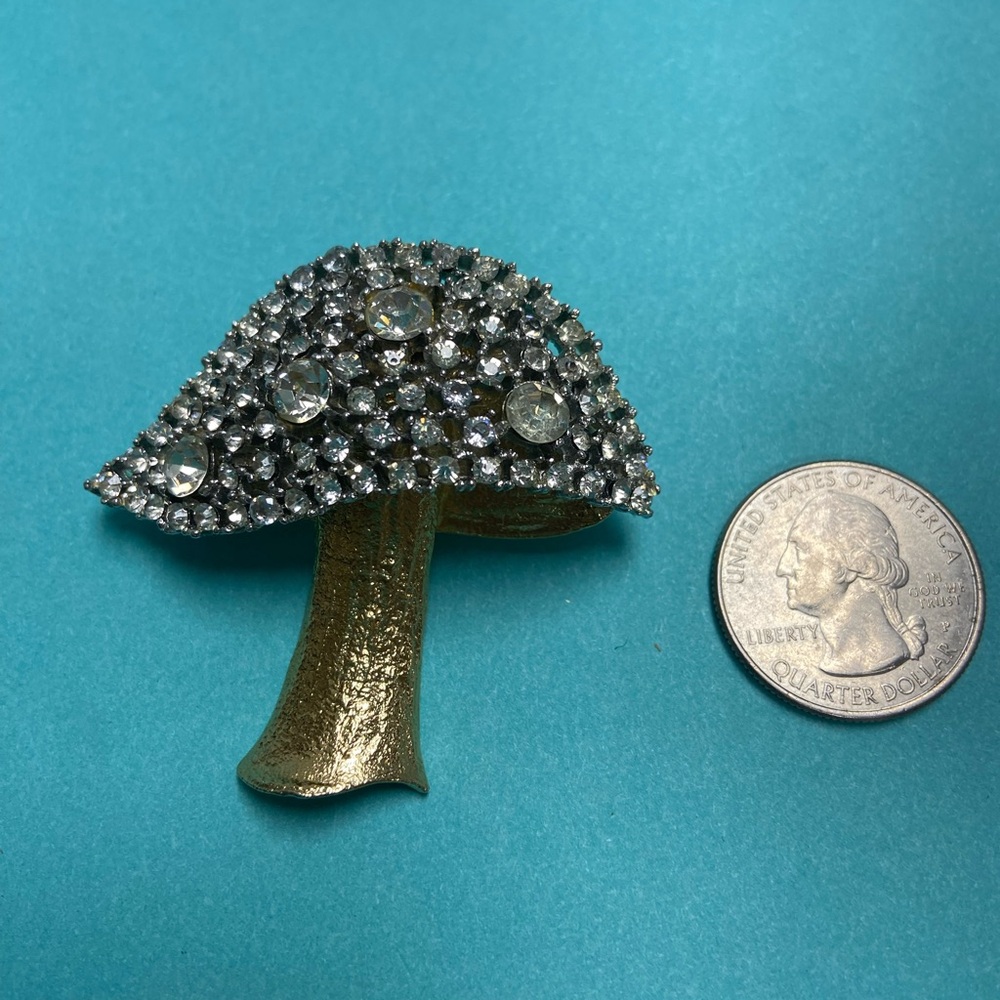 Elegant Silver and Gold Mushroom Brooch